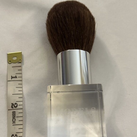 Models Prefer Makeup Brush Hand Etched Crystal Kabuki Brush 4.5" Paperweight - Picture 4 of 6